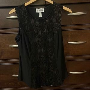 Joseph Ribicoff. Lacey shell. Size 14